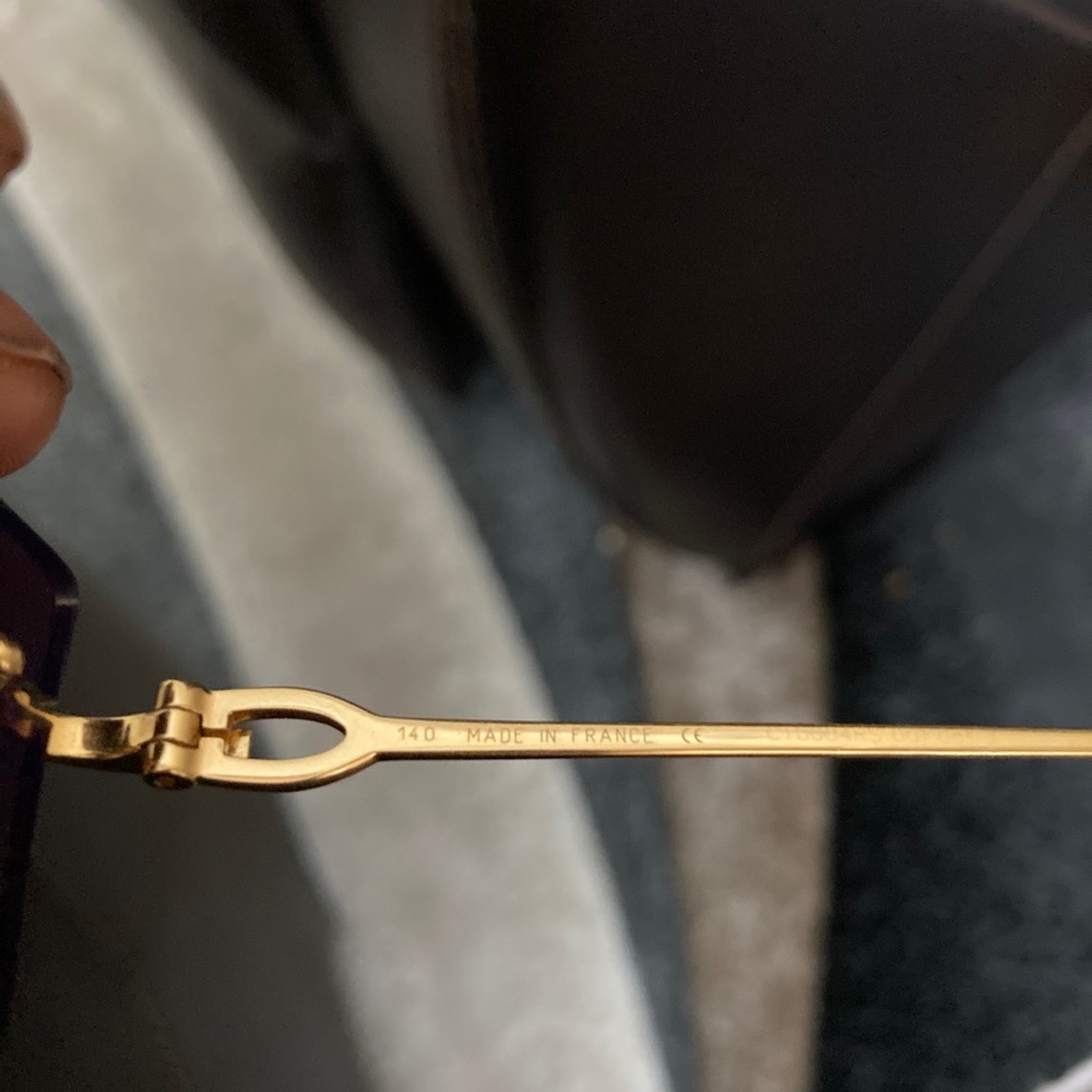 H - Picture 16 of 16